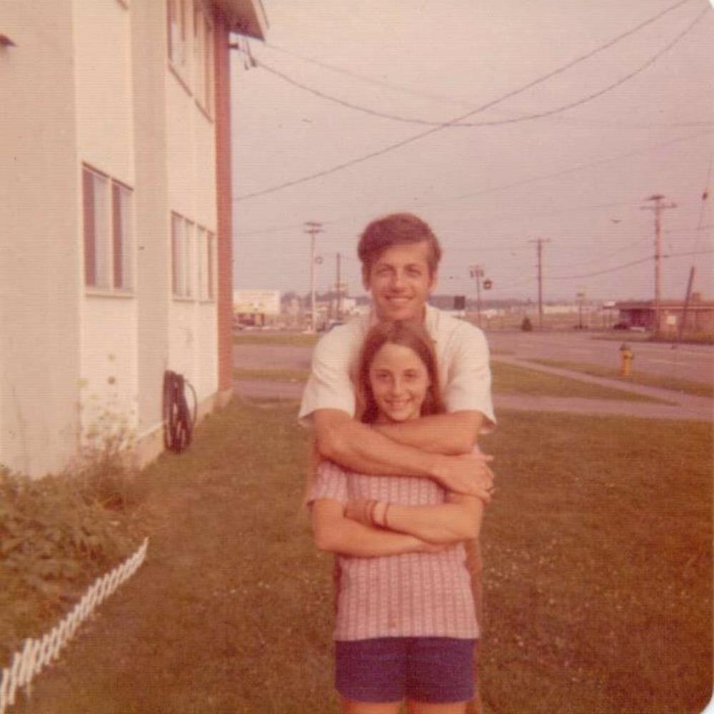 Meet your Posher, Camille